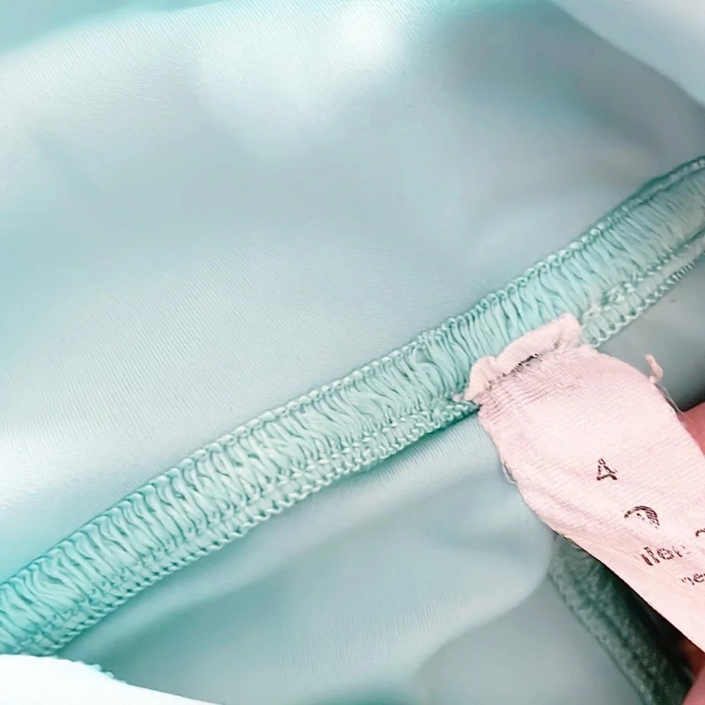 🌿Final‎ Sale Lululemon Aqua Blue On Pace Biker Short